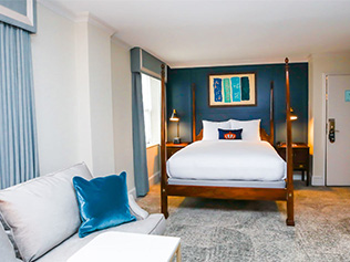 The Dunhill Hotel