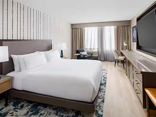DoubleTree by Hilton Charlotte City Center